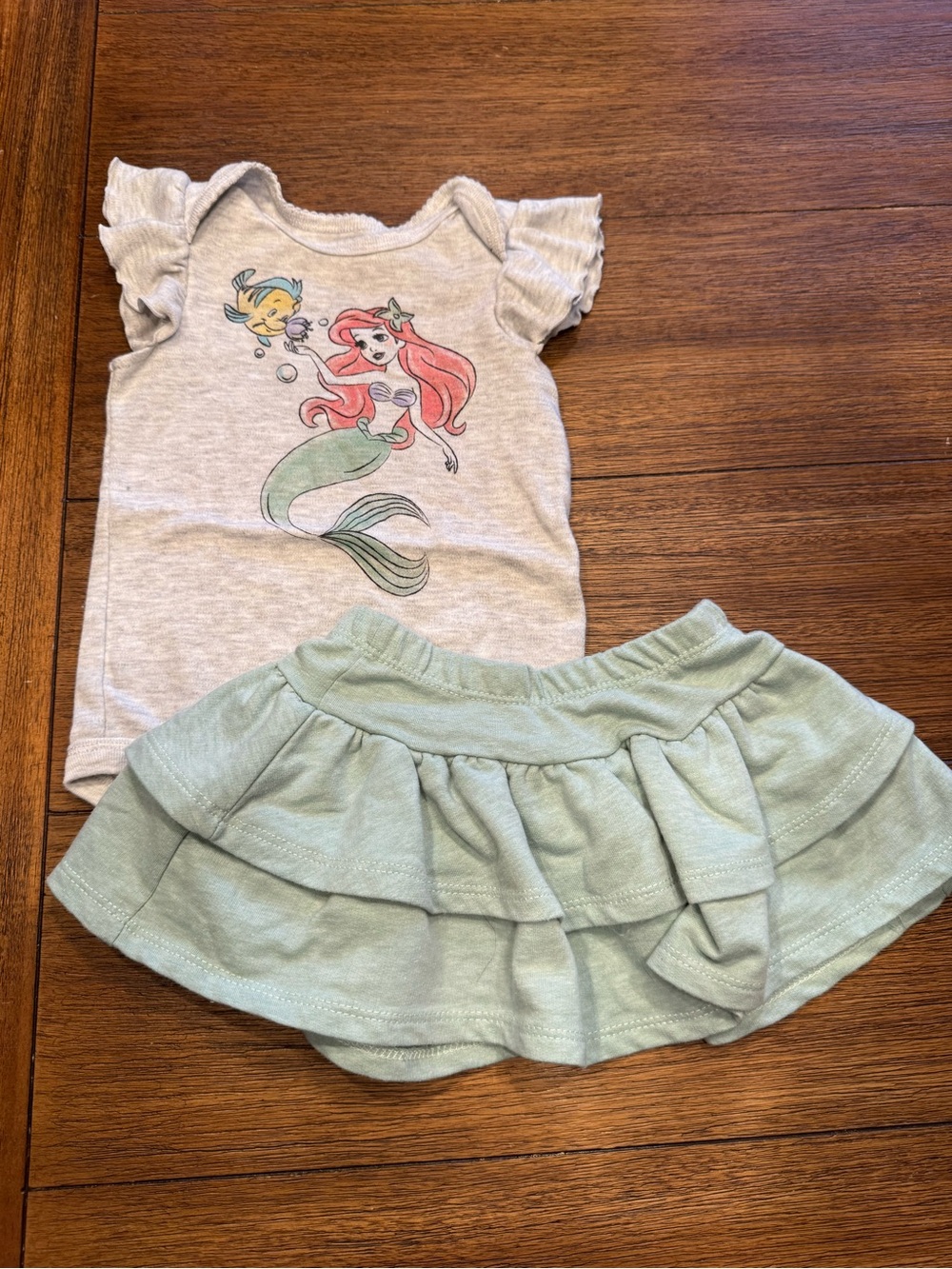 Disney Girls Heather Gray & Mint Green Ariel Matching Set
